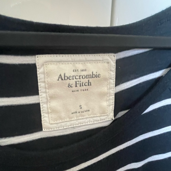 Abercrombie & fitch T - Picture 3 of 3